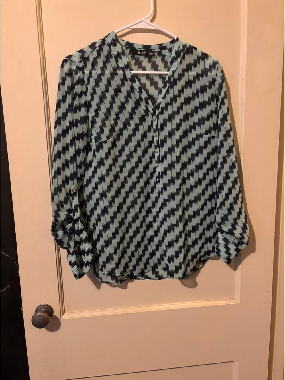 a.n.a patterned button front blouse Small